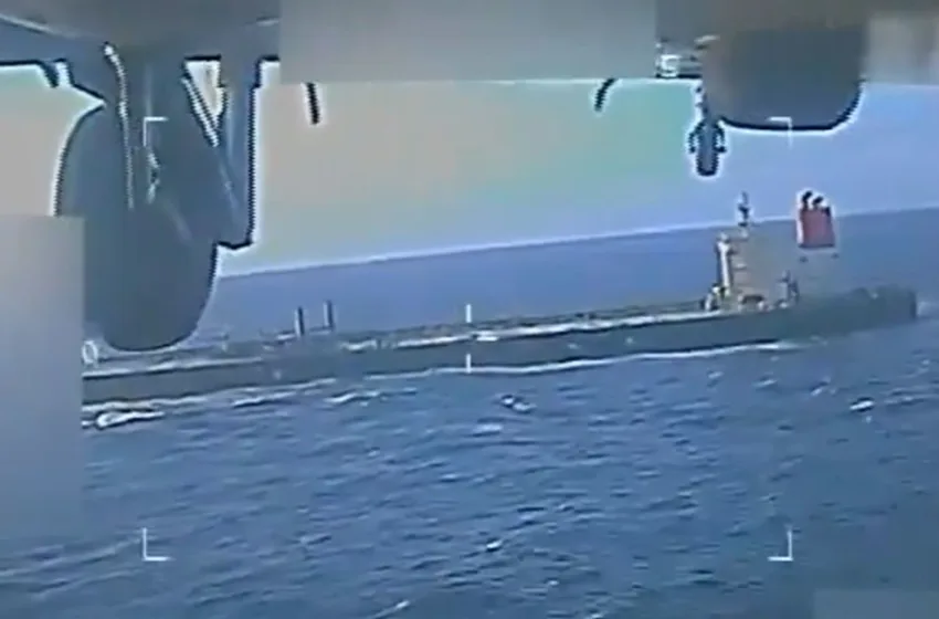  Επικίνδυνη κλιμάκωση στην Καραϊβική: Οι ΗΠΑ κατέσχεσαν πετρελαιοφόρο δεξαμενόπλοιο της Βενεζουέλας- Οργή από Καράκας