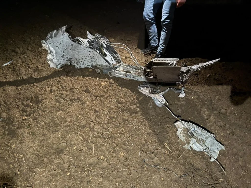 tourkia synetrivi aeroskafos mauro kouti