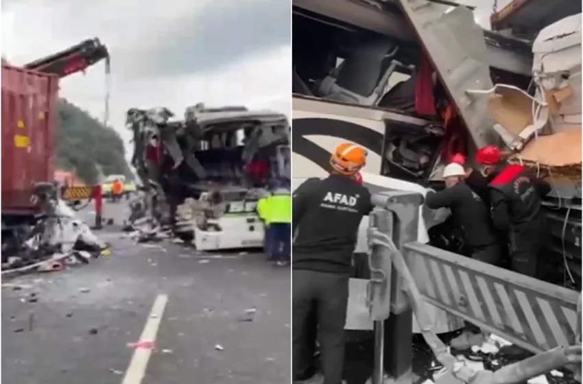  Τουρκία: Σοκαριστικές εικόνες από τη θανατηφόρα σύγκρουση λεωφορείου με φορτηγό- Επτά νεκροί, 11 τραυματίες