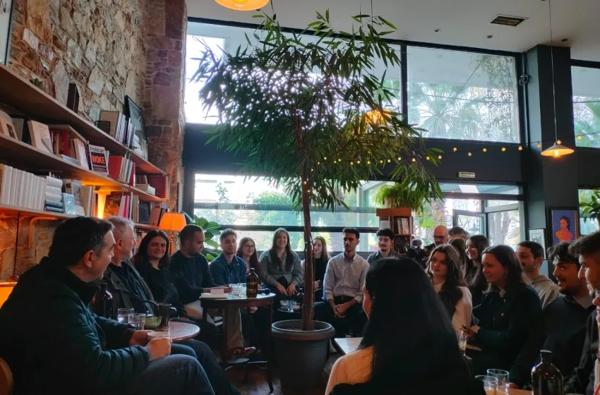  Τσίπρας: Η κρίση εμπιστοσύνης στους θεσμούς απειλεί τη Δημοκρατία– Σοκ συμμετοχής η απάντηση στην ολιγαρχία και την ακροδεξιά