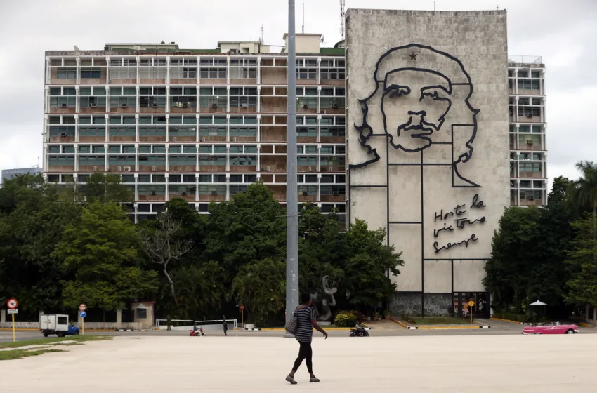  Ο Τραμπ ανακοίνωσε τον πλήρη ναυτικό αποκλεισμό της Βενεζουέλας