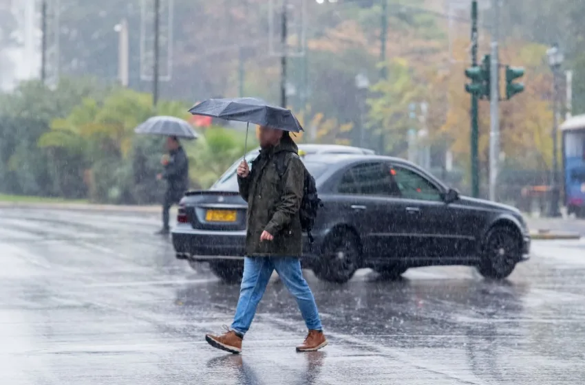  Η βροχή έφερε χάος στους δρόμους της Αθήνας