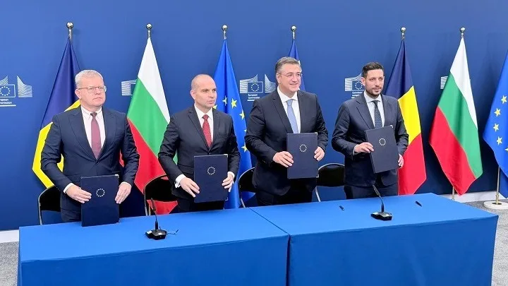  Τζιτζικώστας: “Ορόσημο για όλη την Ευρώπη” ο σιδηροδρομικός άξονας Ελλάδας, Βουλγαρίας, Ρουμανίας