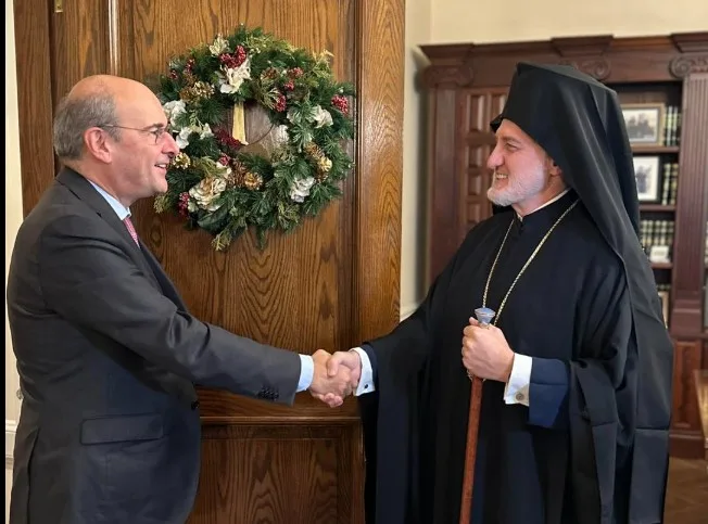  Με τον Αρχιεπίσκοπο Αμερικής συναντήθηκε ο Κωστής Χατζηδάκης