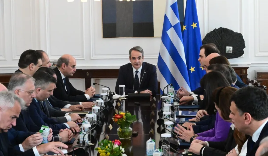 ypoyrgiko 5 1200x700 1