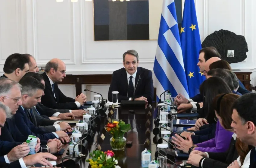  Με τι μπορεί να μοιάζει ένας ανασχηματισμός;- Οι ακλόνητοι και η “ουρά” των υφυπουργών