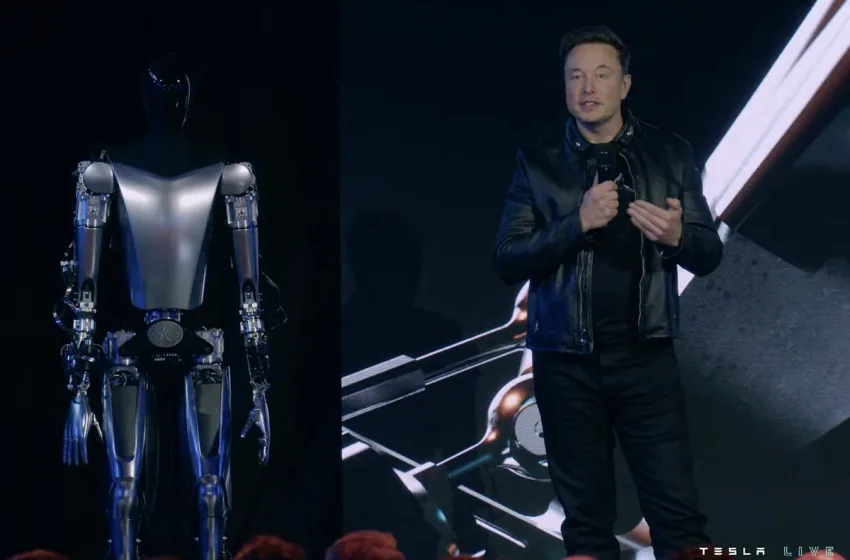  Ο Έλον Μασκ λέει ότι το Optimus είναι τόσο εντυπωσιακό που κανείς δεν θα θυμάται πως η Tesla έφτιαχνε αυτοκίνητα