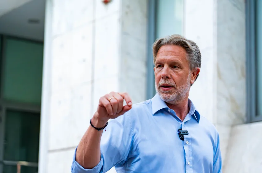  Παρέμβαση Γερουλάνου μέσω του libre:Δεν πρέπει να υποβαθμίσουμε το Συνέδριο σε μάχη ομάδων και “δελφίνων”