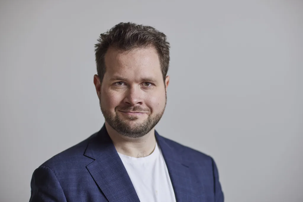 240226 FOM 3527 02 scaled 1