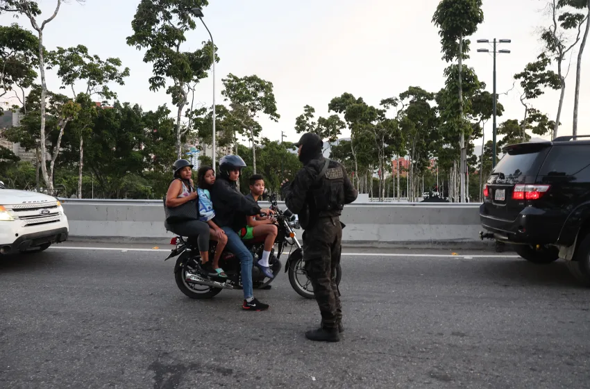  LIVE Βενεζουέλα: Σε κατάσταση έκτακτης ανάγκης-Εικόνες και βίντεο από την αμερικανική επίθεση (διαρκής ενημέρωση)