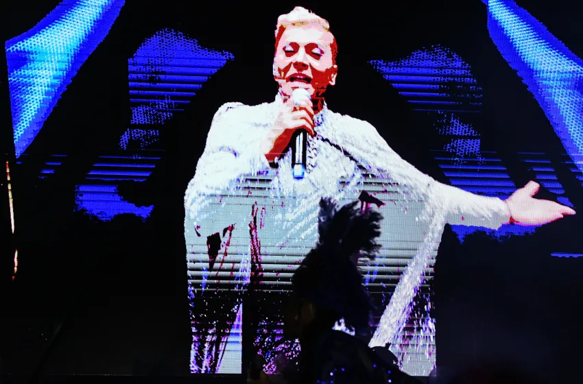  Τάκης Ζαχαράτος για Μαρινέλλα: Είμαστε τυχεροί όσοι βρεθήκαμε δίπλα σ’ αυτή τη γυναίκα