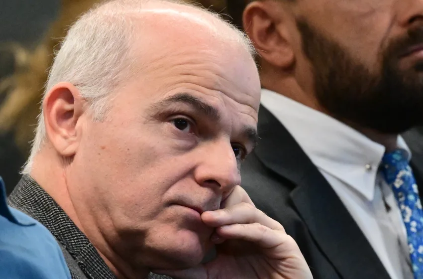  Το πρώτο σχόλιο του πρώην συζύγου της Καρυστιανού, Αντώνη Ψαρόπουλου για το ενδεχόμενο κόμματος