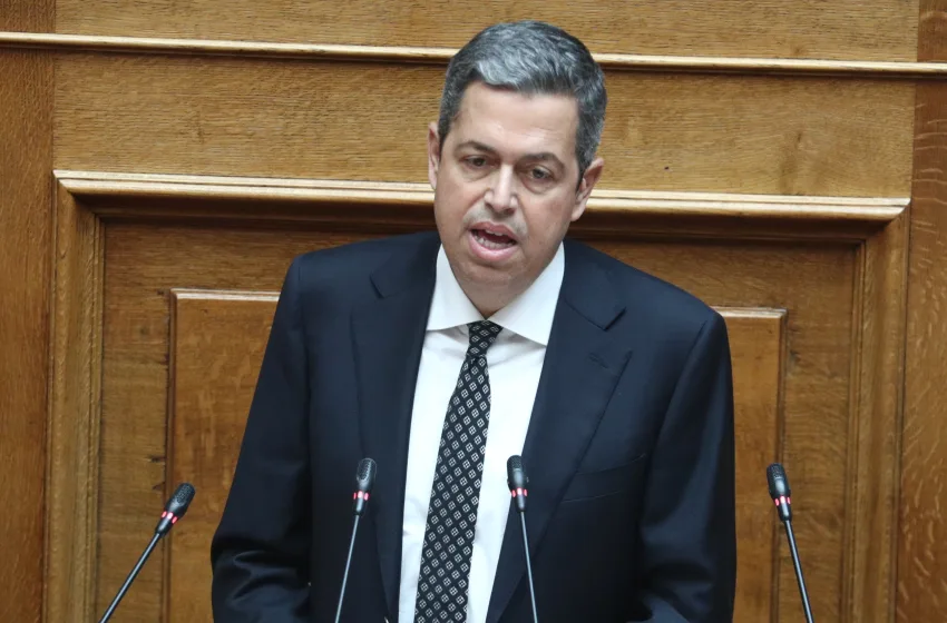  Κεδίκογλου για Καρυστιανού: Οι επισημάνσεις ότι “όλοι ίδιοι είναι” είχαν ακουστεί από την Χρυσή Αυγή (vid)