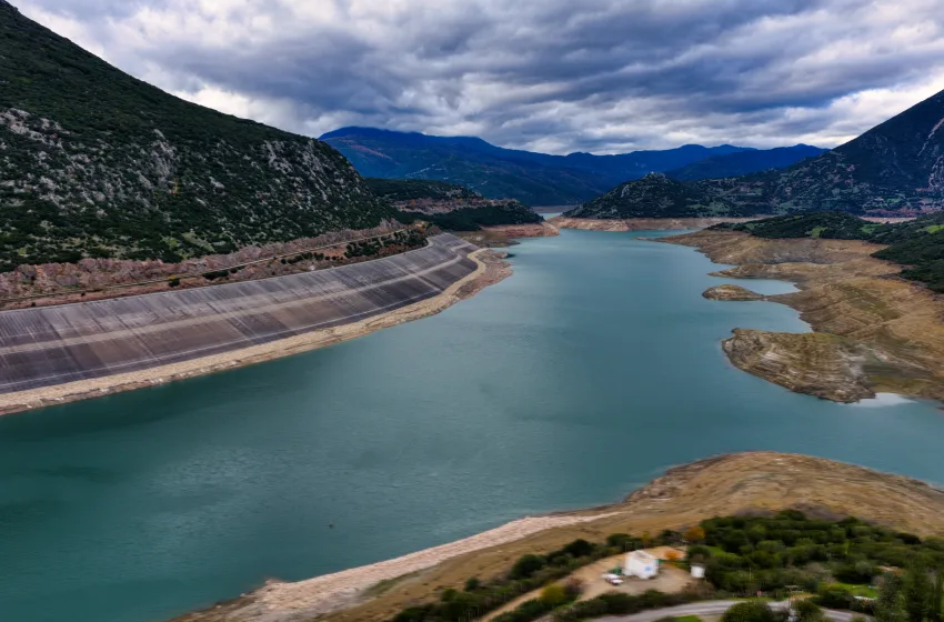  Ανάσα για αντιμετώπιση της λειψυδρίας: Άνοδος στάθμης σε Μόρνο και Πηνειό μετά τις βροχές