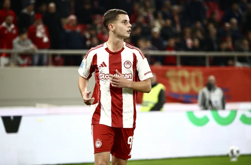  Αποθέωση από Daily Mail για Μουζακίτη: Θυμίζει Βεράτι, παίκτης που αλλάζει παιχνίδια