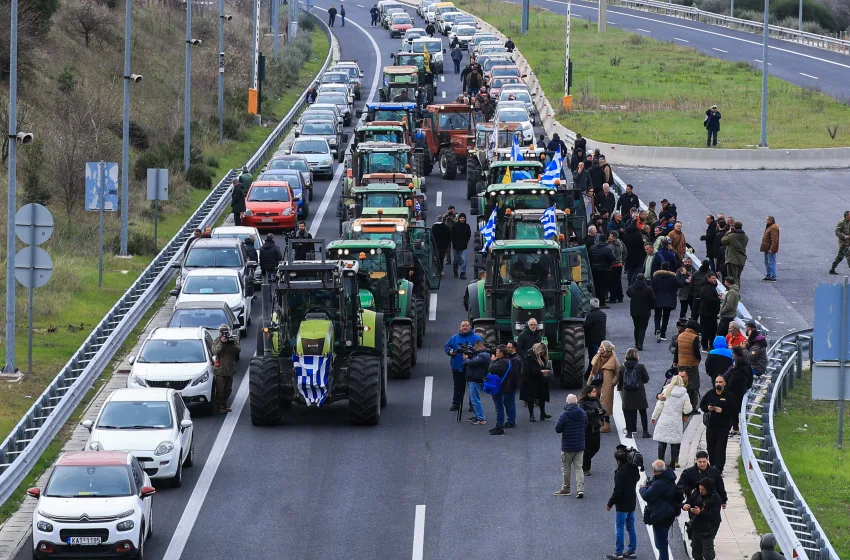  18 μπλόκα και σύλλογοι ζητούν διάλογο με τον πρωθυπουργό -Έστειλαν επιστολή στον Τσιάρα