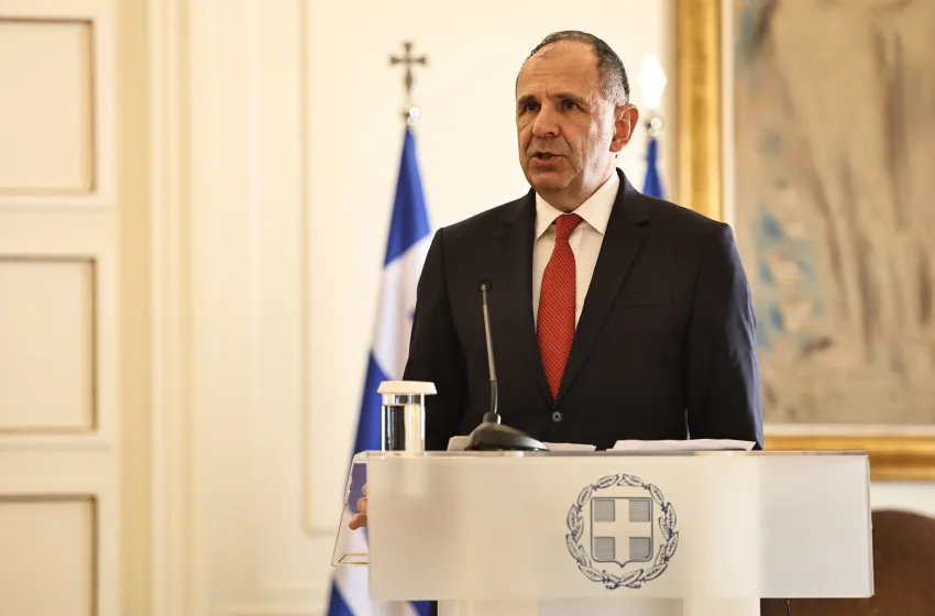  Στο Κάιρο σήμερα ο Γεραπετρίτης: Τριμερής Ελλάδας-Κύπρου-Αιγύπτου