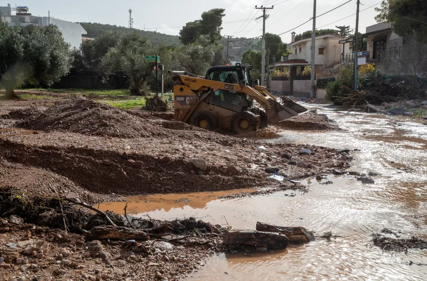  Οργή ΟΙΕΛΕ για τον πνιγμό της 56χρονης εκπαιδευτικού – “Τα φροντιστήρια έμειναν ανοιχτά και το πληρώσαμε με μια ζωή”
