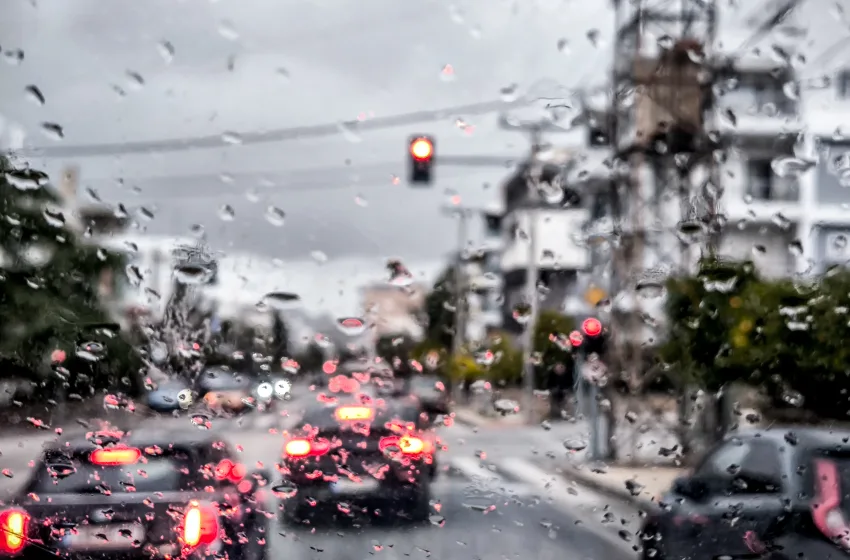  Ήχησε το 112 σε πέντε περιοχές της δυτικής Ελλάδας – Σε δύο φάσεις θα “χτυπήσει” την Αττική η κακοκαιρία