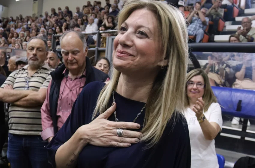  Νάτοι πάλι οι “προδότες”…