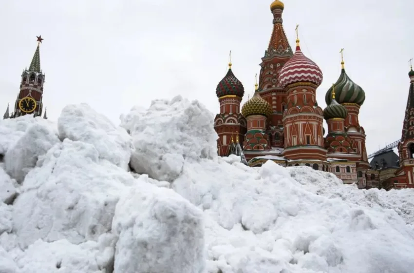  Μόσχα: Η σφοδρότερη χιονόπτωση των τελευταίων 200 ετών (vid)