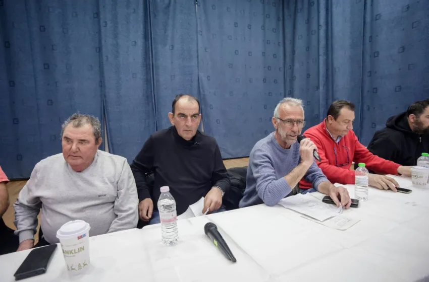  Αγρότες/Μπότας: Κτηνοτρόφος αυτοκτόνησε από κυβερνητική επιλογή-Ο διάλογος σε δεύτερη μοίρα