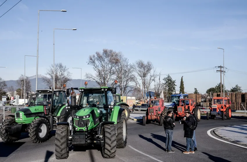  Νίκαια: Οι αγρότες καταδικάζουν τους βανδαλισμούς και μιλούν για “εσκεμμένη ενέργεια”-Ζητούν το υλικό από κάμερες