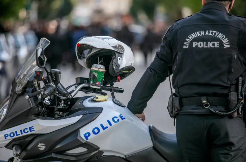  Αττική: Στη φυλακή δύο κατηγορούμενοι για ένοπλες ληστείες- Ελεύθεροι οι υπόλοιποι