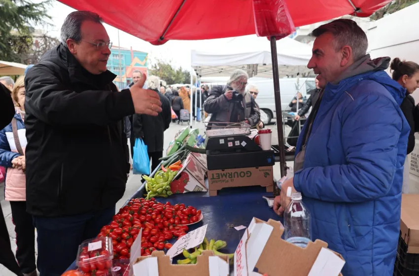  Φάμελλος: Θέλουμε λαϊκές αγορές με φθηνά και ποιοτικά προϊόντα – Η κυβέρνηση στέλνει τους καταναλωτές στα σούπερ μάρκετ