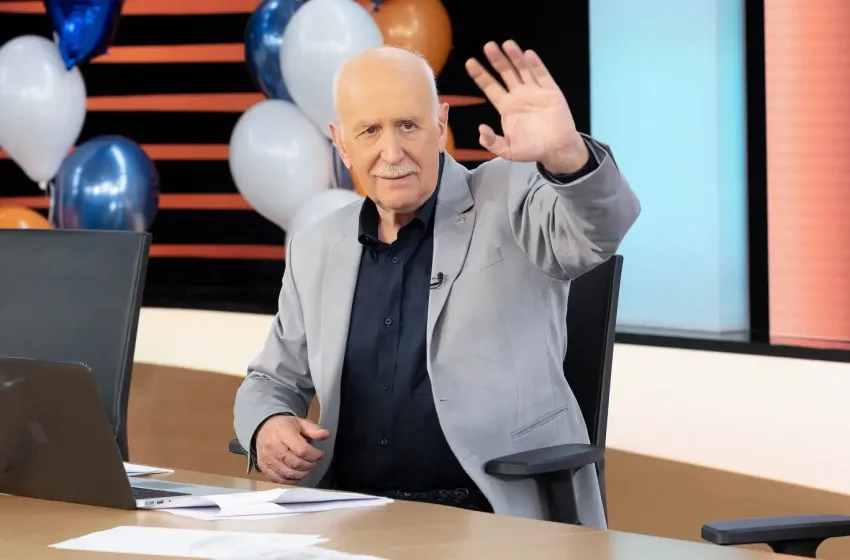  Γιώργος Παπαδάκης: Ο άνθρωπος που καθόρισε την πρωινή ενημέρωση και έγραψε ιστορία στην τηλεόραση