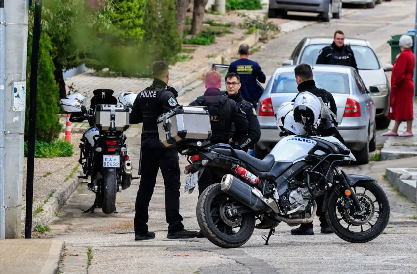  Γλυφάδα: Σκότωσε τον πατέρα του με εκκλησιαστικούς ύμνους-Σοκάρουν οι μαρτυρίες