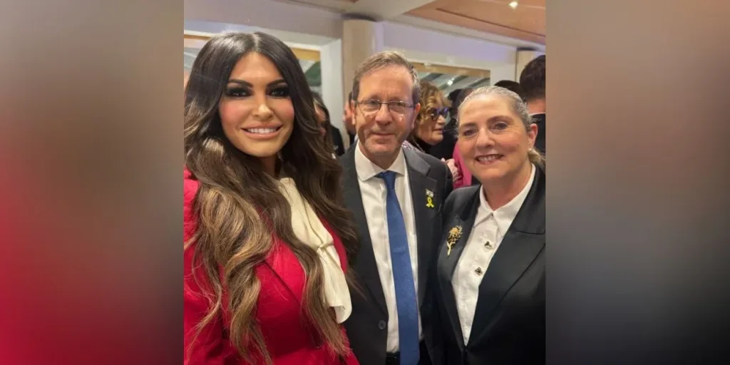 guilfoyle herzog davos 21.1.26.jpg