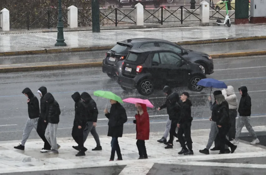  Κακοκαιρία “Kristin”: Έντονο πέρασμα εξπρές κυρίως στη Δυτική Ελλάδα- Πότε θα πλήξει την Αττική