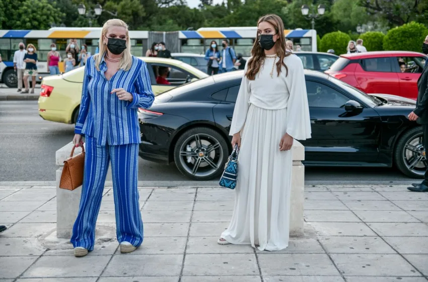  Κανελλοπούλου: “Είμαι χαρούμενη με τον αρραβώνα της κόρης μου με τον Κωνσταντίνο Μητσοτάκη”