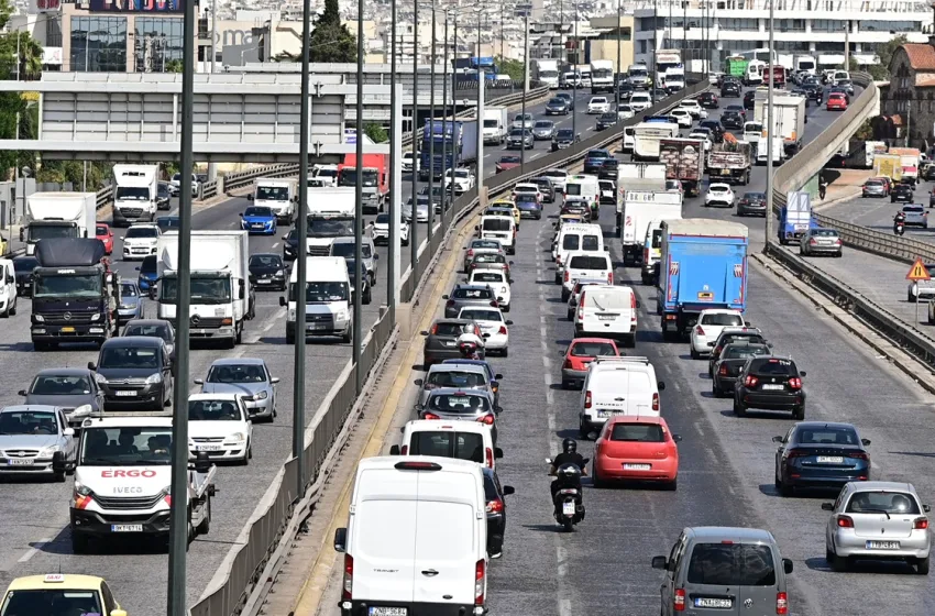  Σύσκεψη στο Μαξίμου για το κυκλοφοριακό-Ποιο μέτρο εξετάζεται για αποσυμφόρηση της κίνησης