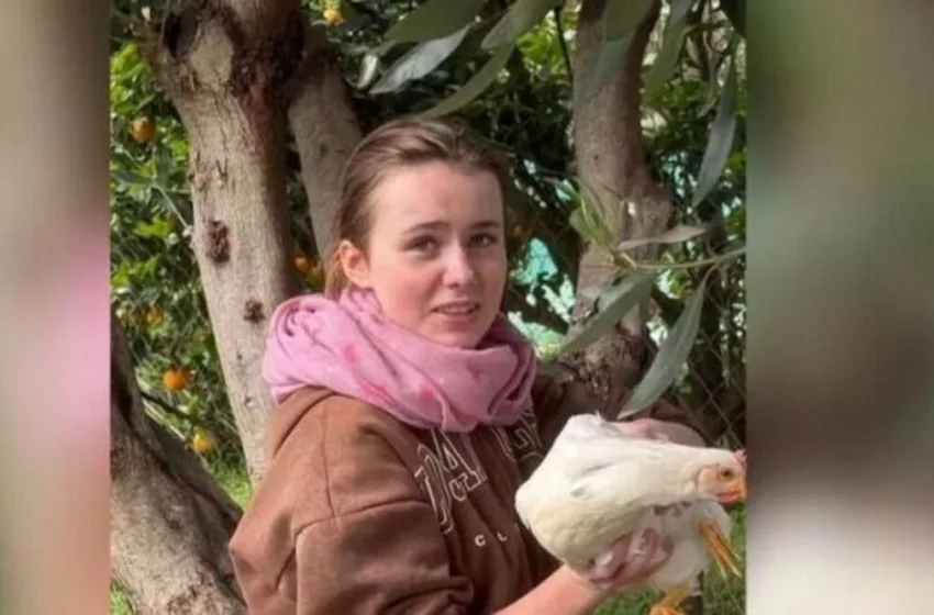 lora exafanisi 16xroni patra 850x560 1