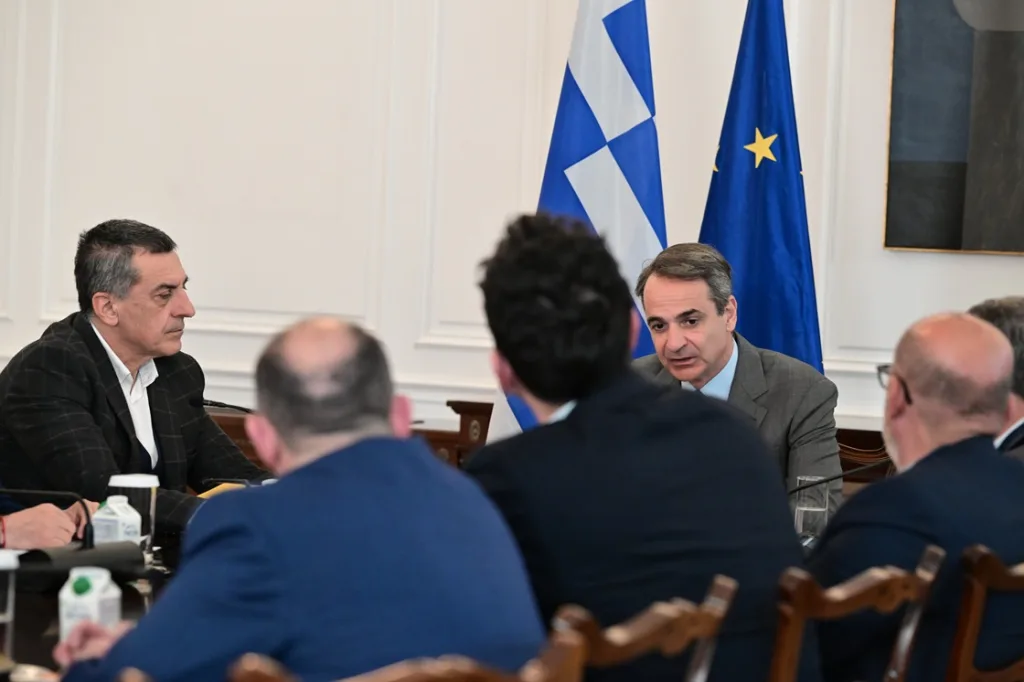 mitsotakis kouretas