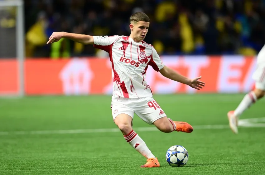  Και στο “ραντάρ” της Μάντσεστερ Γιουνάιτεντ ο Χρήστος Μουζακίτης