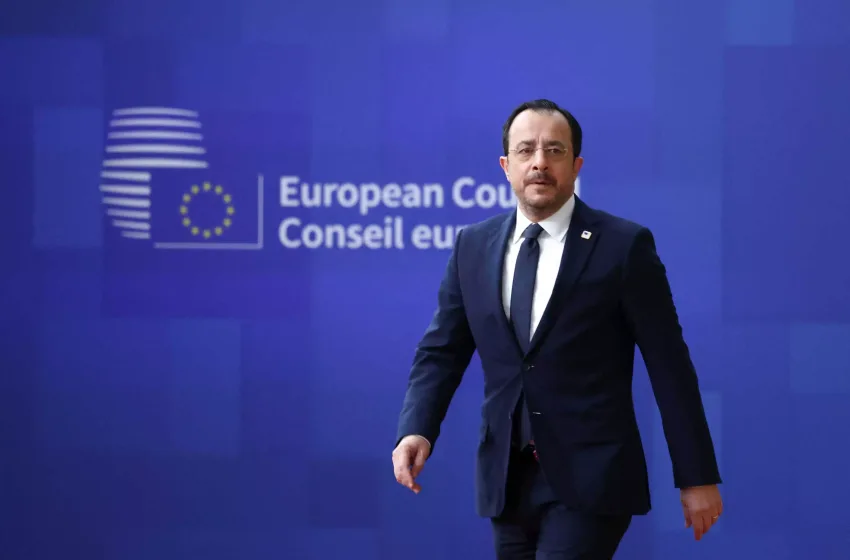  Θρίλερ στη Λευκωσία: “Δάκτυλο Πούτιν” βλέπει ο Χριστοδουλίδης πίσω από το βίντεο με τις “μίζες”- Τι είναι η επιχείρηση “Doppelganger”