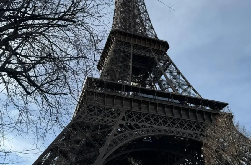  Η Γαλλία τιμά 72 γυναίκες επιστήμονες στον Πύργο του Άιφελ