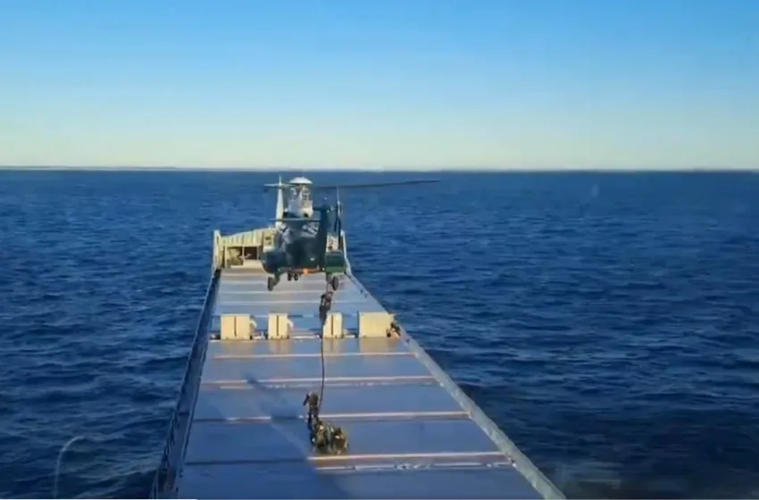  Εντυπωσιακό ρεσάλτο φινλανδικών ειδικών δυνάμεων σε πλοίο για δολιοφθορά υποθαλάσσιου καλωδίου