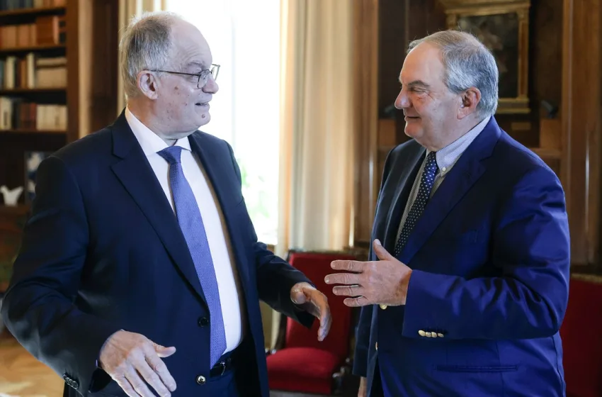  Η αρχή έγινε με Καραμανλή… έπονται οι υπόλοιποι πρώην πρωθυπουργοί