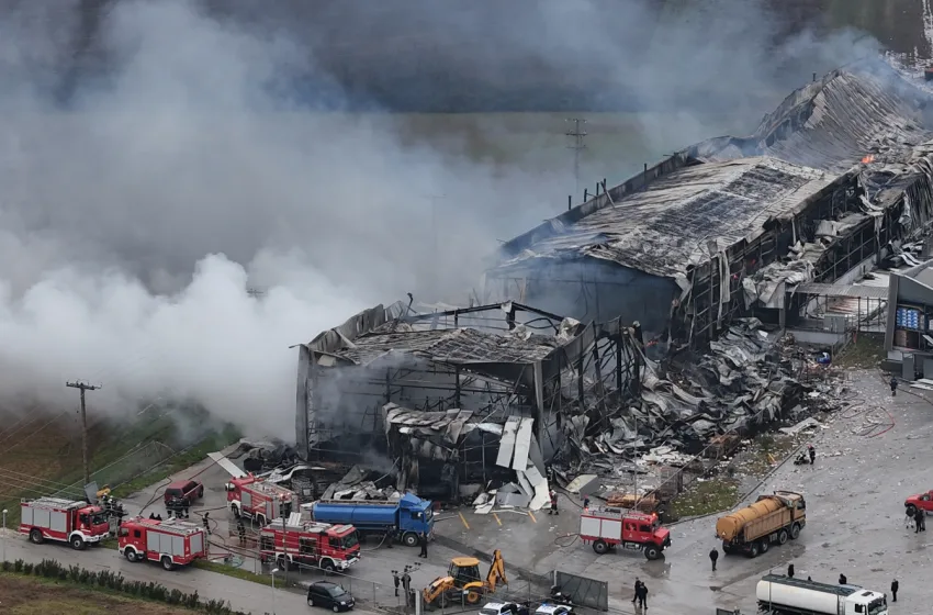  Βιολάντα:Το χρονικό της ανείπωτης εργατικής τραγωδίας με τα αμείλικτα ερωτήματα-Πέντε εργαζόμενες μητέρες, “χάθηκαν” στη φωτιά