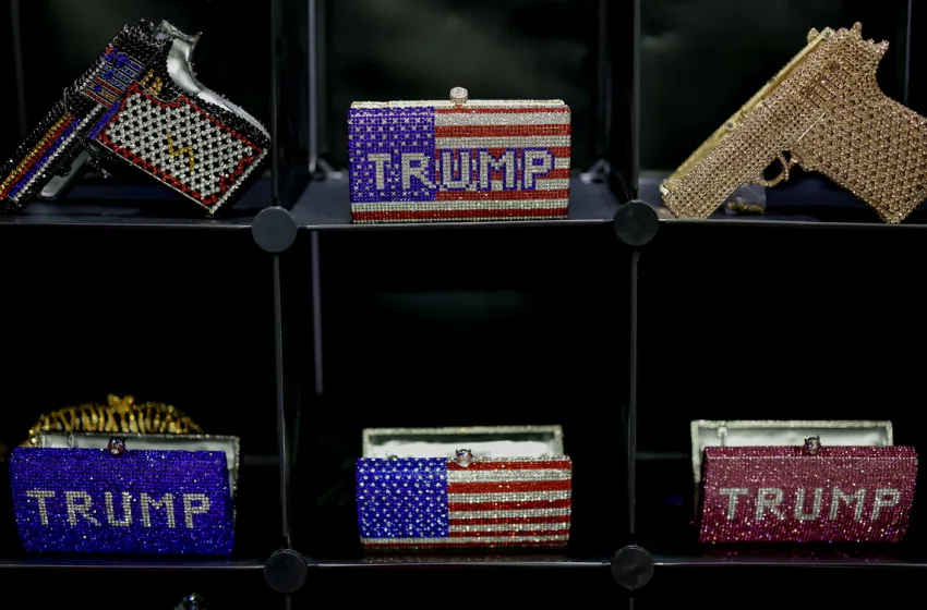  Πίσω από την υποχώρηση Τραμπ ίσως κρύβεται ένας πιο τρομακτικός λόγος: Τα λόμπι της οπλοκατοχής