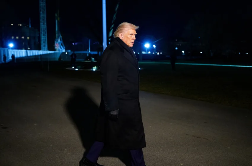  Με το εφεδρικό αεροσκάφος αναχώρησε για Νταβός ο Ντόναλντ Τραμπ μετά το πρόβλημα στο Air Force One