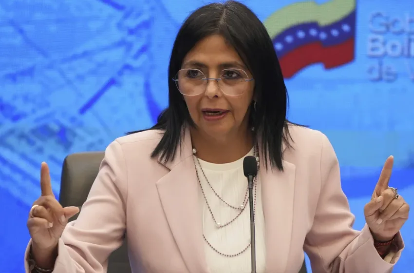  Βενεζουέλα: Ο στρατός αναγνωρίζει την Ροντρίγκες ως προσωρινή Πρόεδρο- Ευθείες απειλές Τραμπ