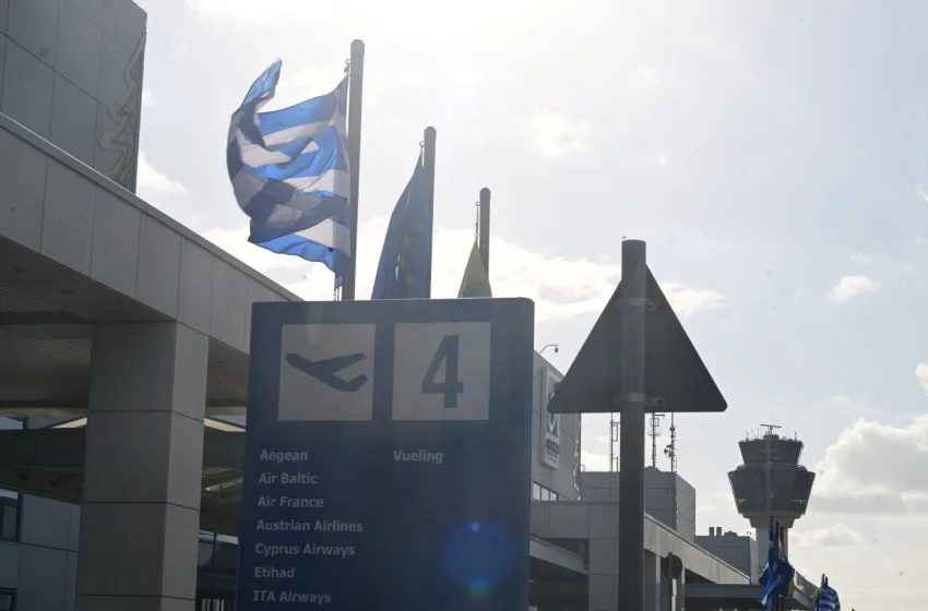 Αποκαταστάθηκε το πρόβλημα στις αεροπορικές επικοινωνίες- Συνεχίζονται καθυστερήσεις στις πτήσεις- ΥΠΑ: “Τεχνικό ζήτημα”