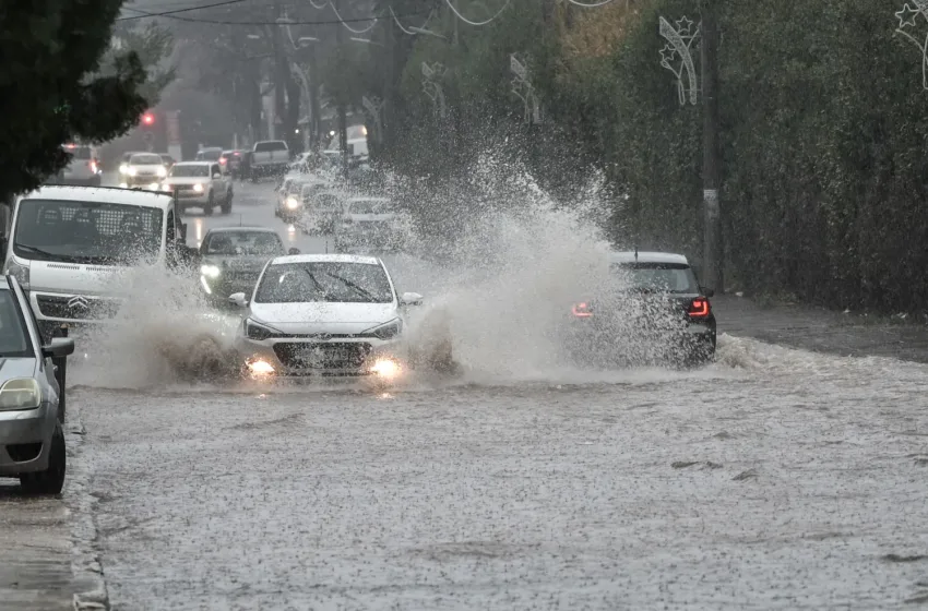  Ισχυρές καταιγίες στην Αττική- “Φούσκωσαν” Κηφισσός, Ιλισσός, Βαλανάρη και Πικροδάφνη