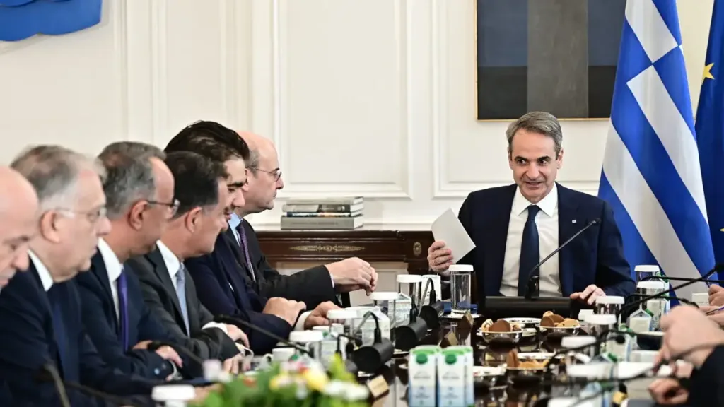 ypourgiko mitsotakis eurok 1200x675 1