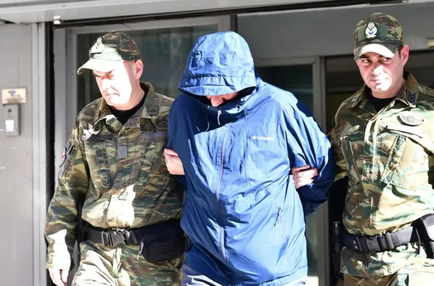  Ο σμήναρχος-κατάσκοπος είχε συναντηθεί στην Αθήνα με τον Κινέζο σύνδεσμό του-Έπαιρνε από 5.000 έως 15.000 ευρώ